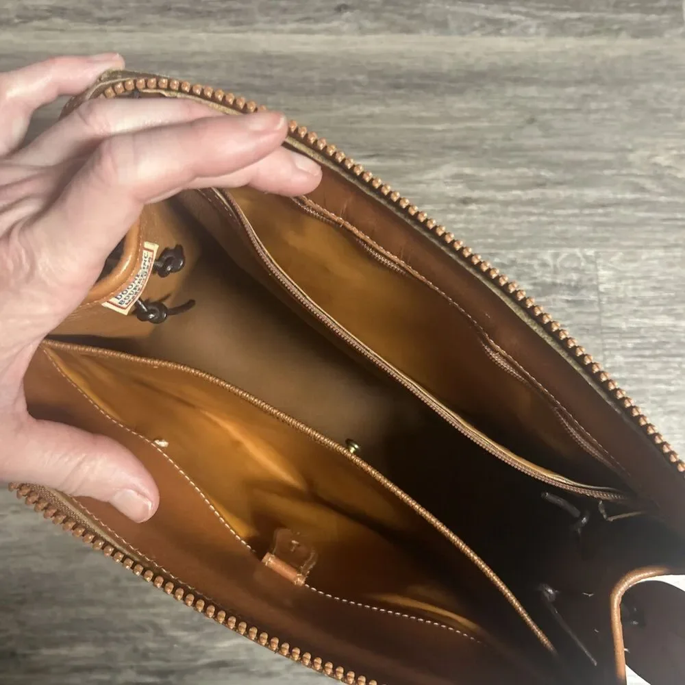 DOONEY & BOURKE Vintage 1990's Leather Tan All Weather Pebbled Satchel Purse Bag